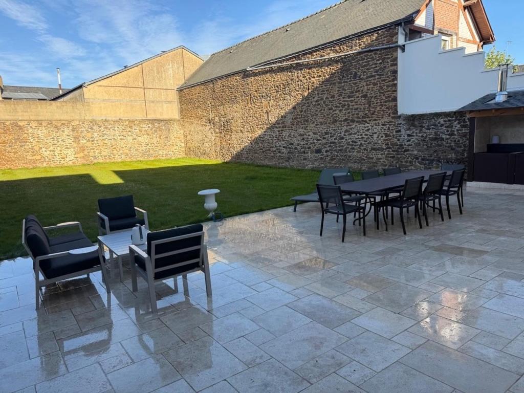 Charming guest house in Le MANS city center - Tramway station 2 min, direct access 24H du Mans circuit - 6