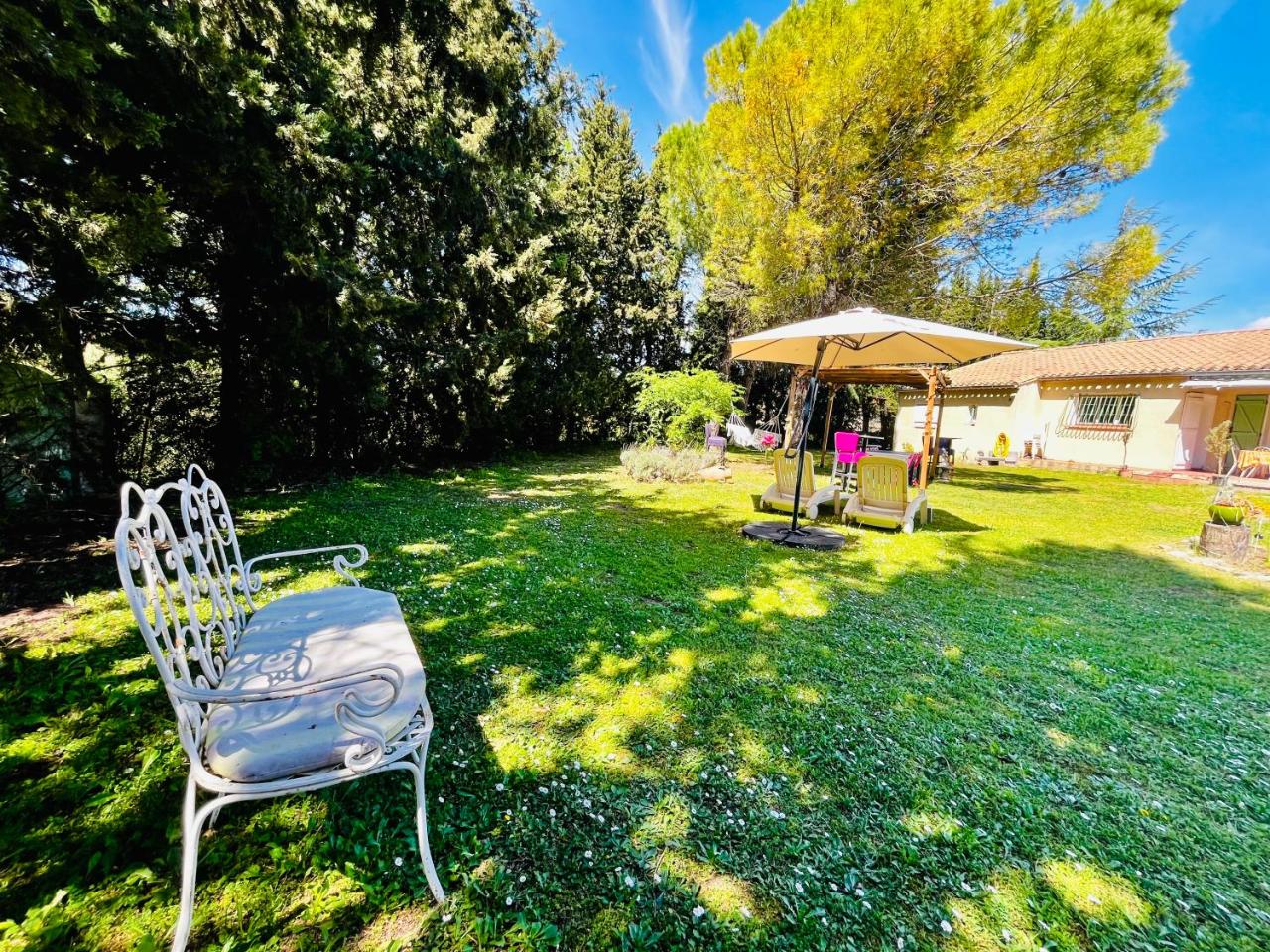 Villa 110m2, 7 pers, Jacuzzi , 3 chambres, terrain clos et arboré 2500m2 - 5