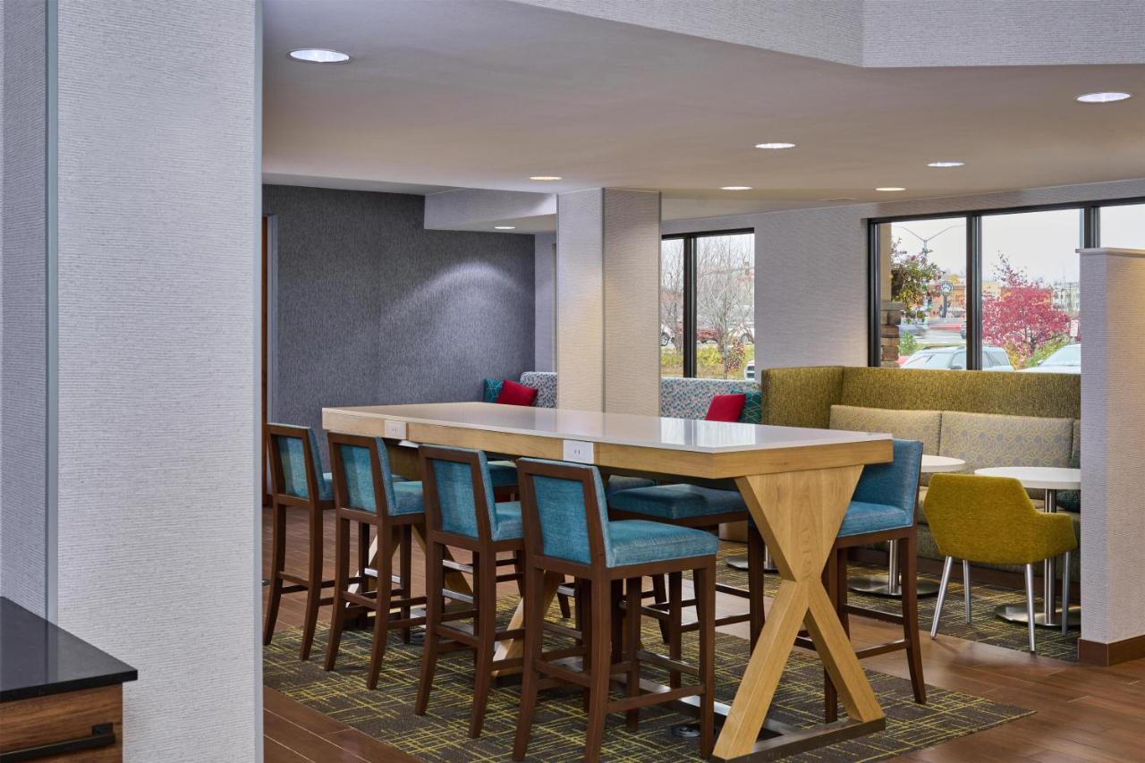 Photo - Hampton Inn Anchorage