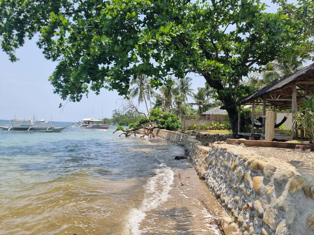 Vhora Inn Sibuyan