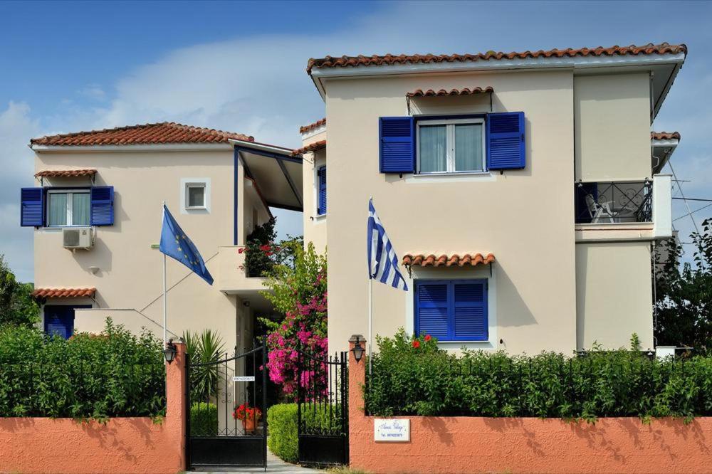 Anesis Village Studios and Apartments - 2