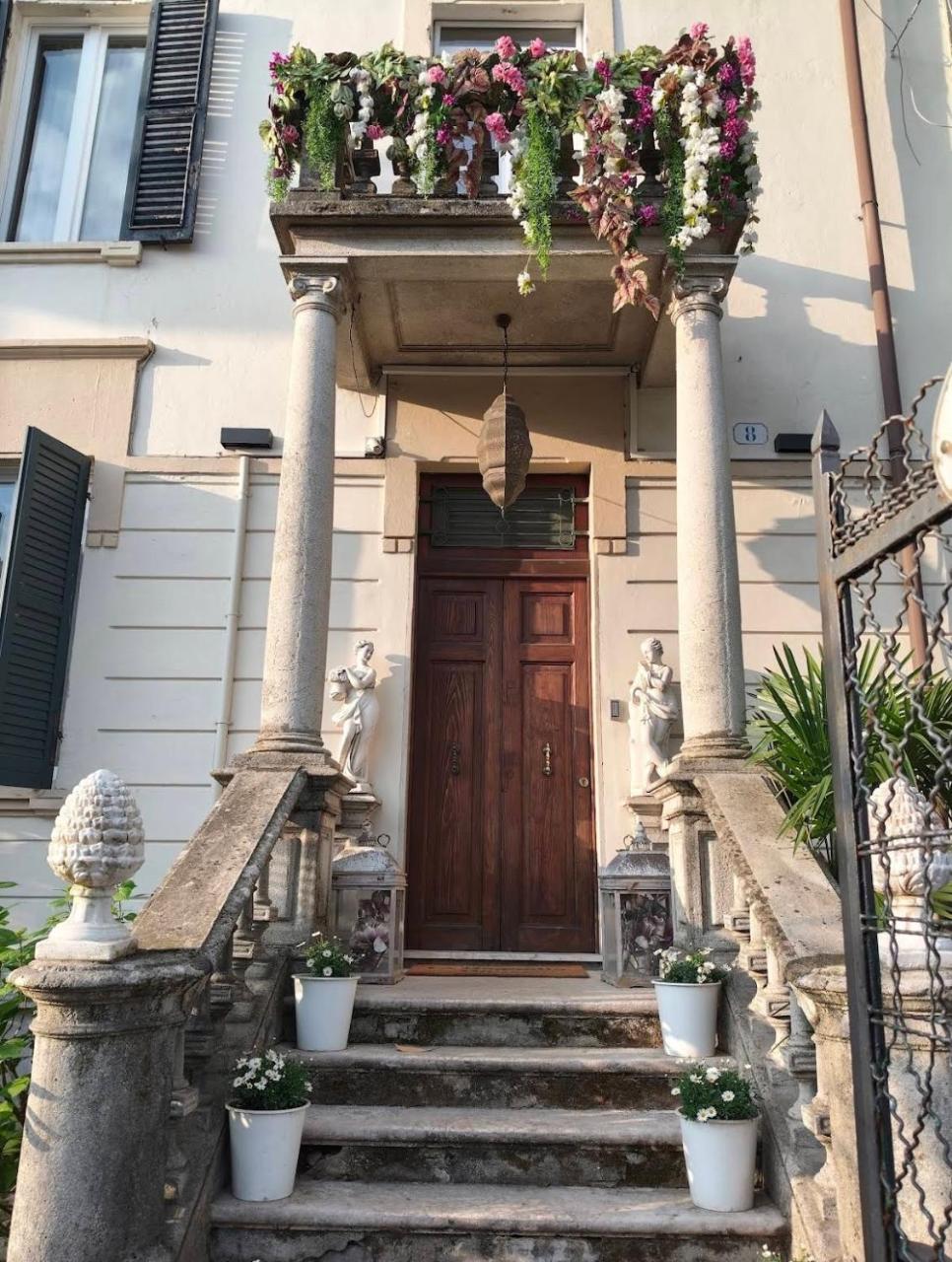 Photo - La Magnolia - House