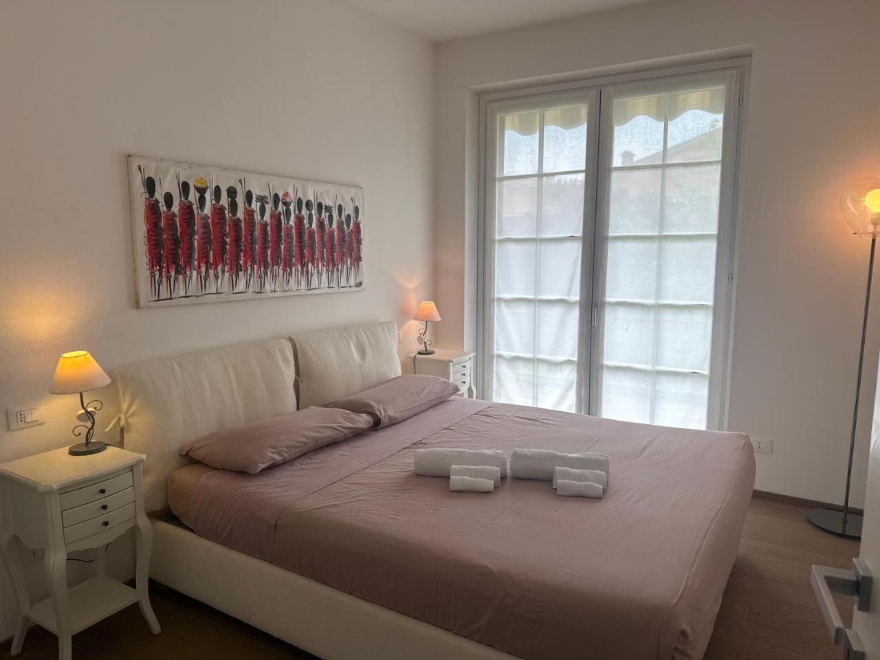 Ampio Appartamento con vista lago, sauna e camino Golf club Margara - 2