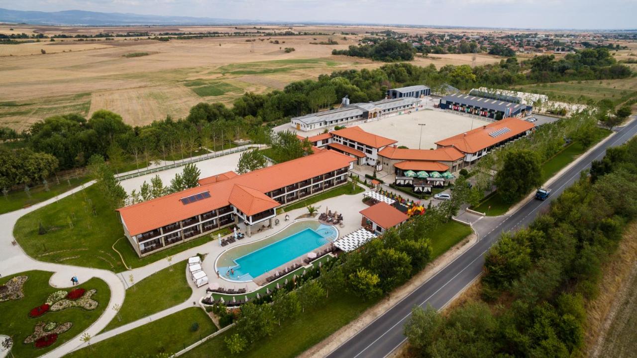 Boutique Complex Trakiets