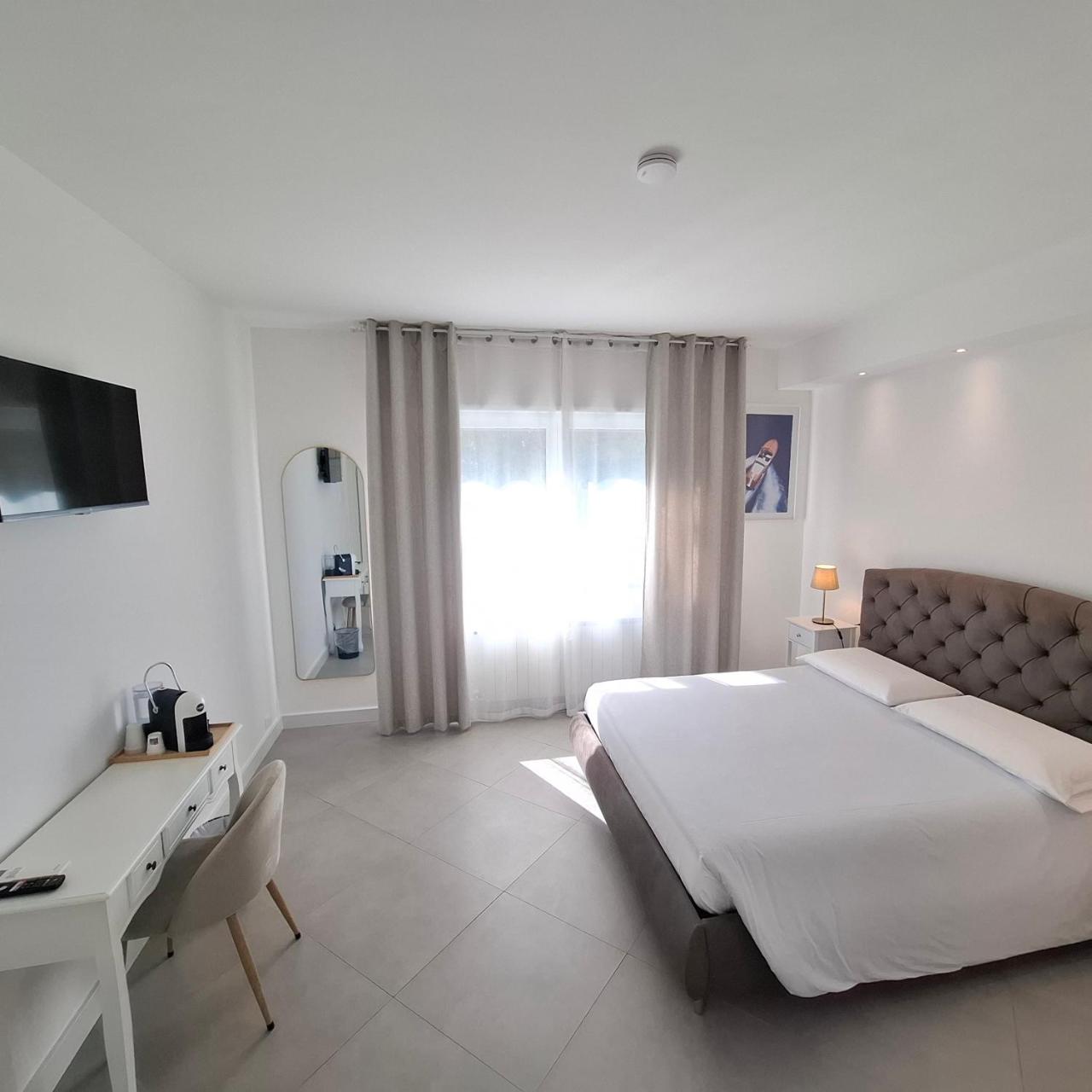Villa Forte Salvi - Rooms - 2
