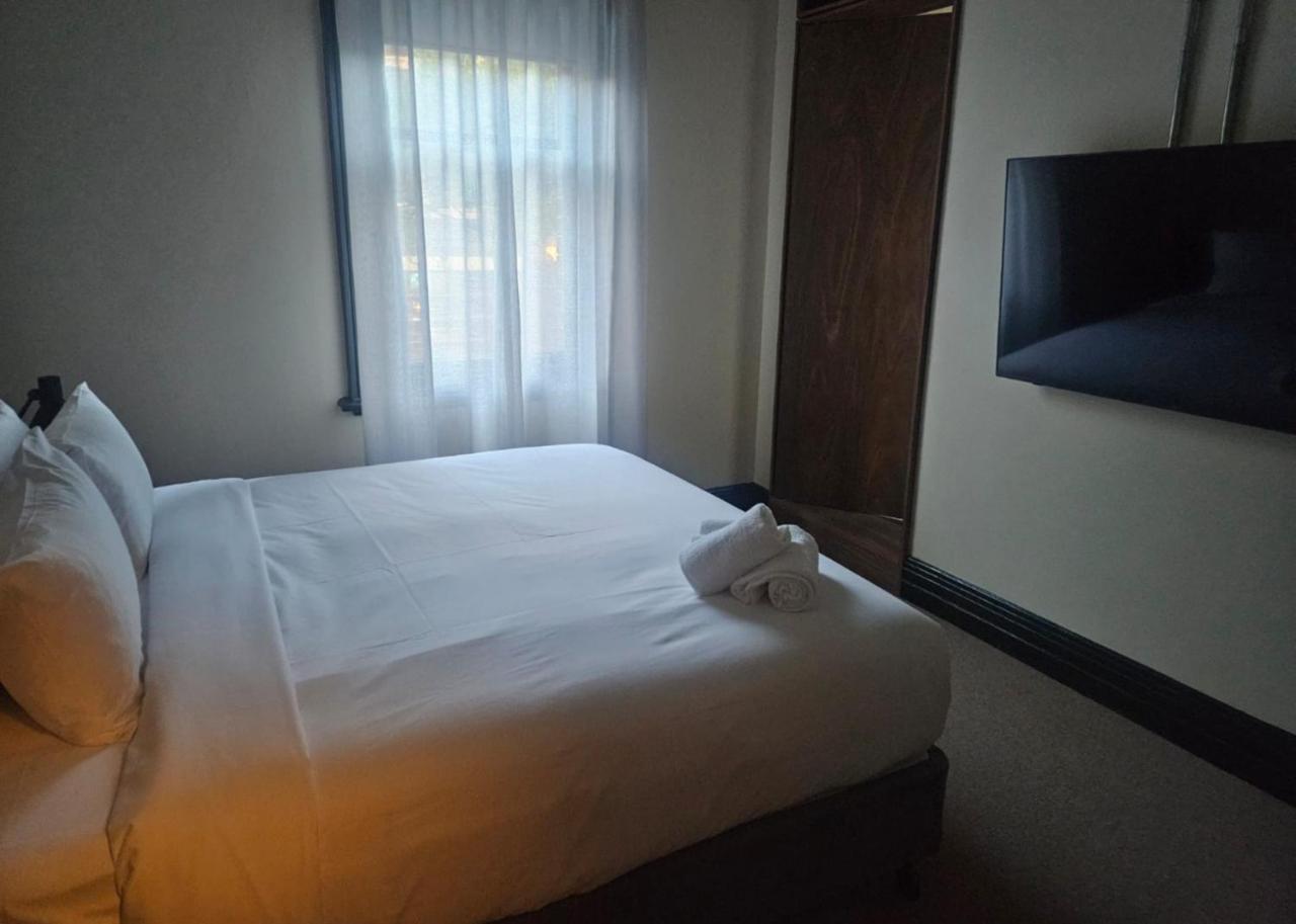 Photo - Mercantile Hotel