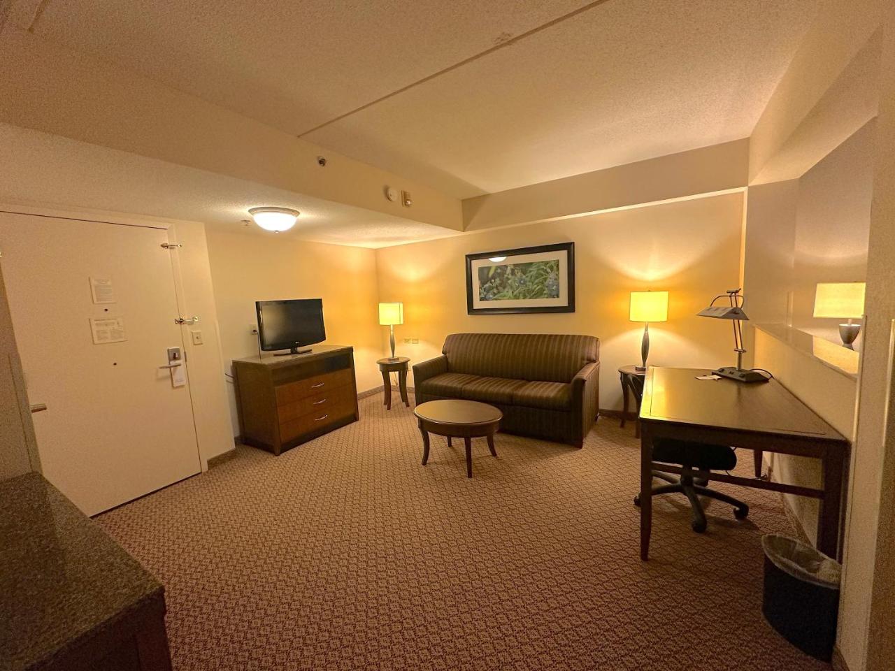 Arnot Grand Hotel & Suites photo 2