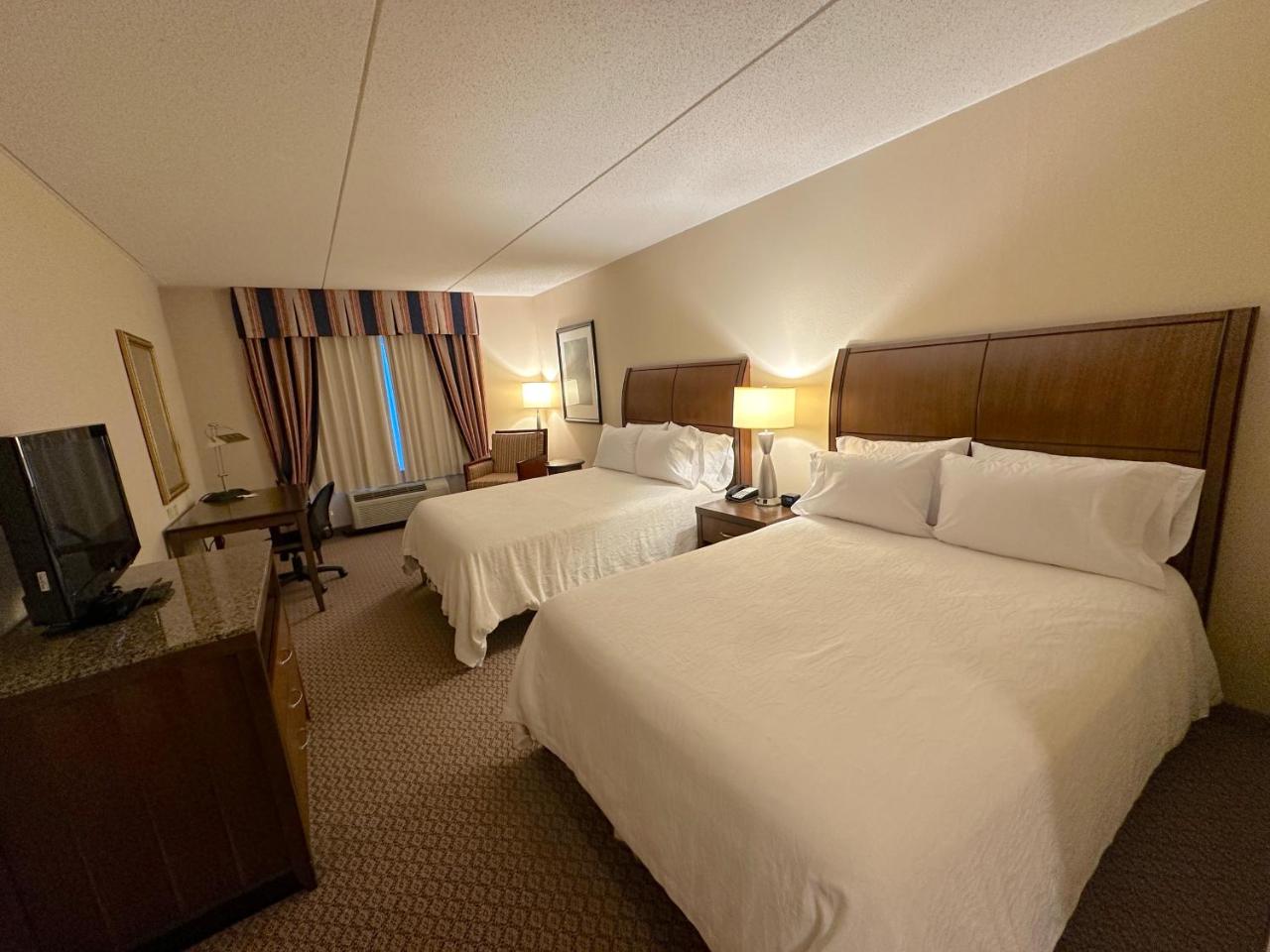 Arnot Grand Hotel & Suites photo 3