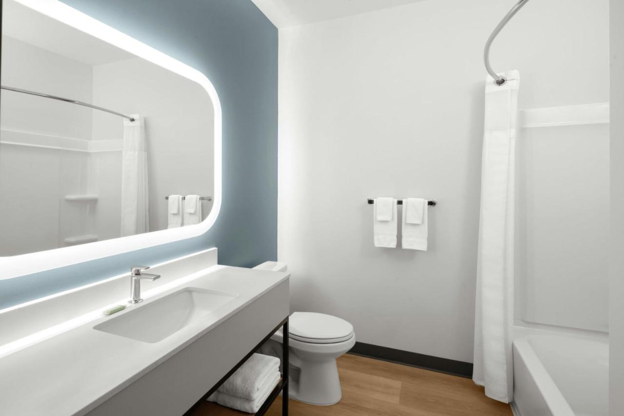 StudioRes by Marriott Mesa Gateway Airport photo 3