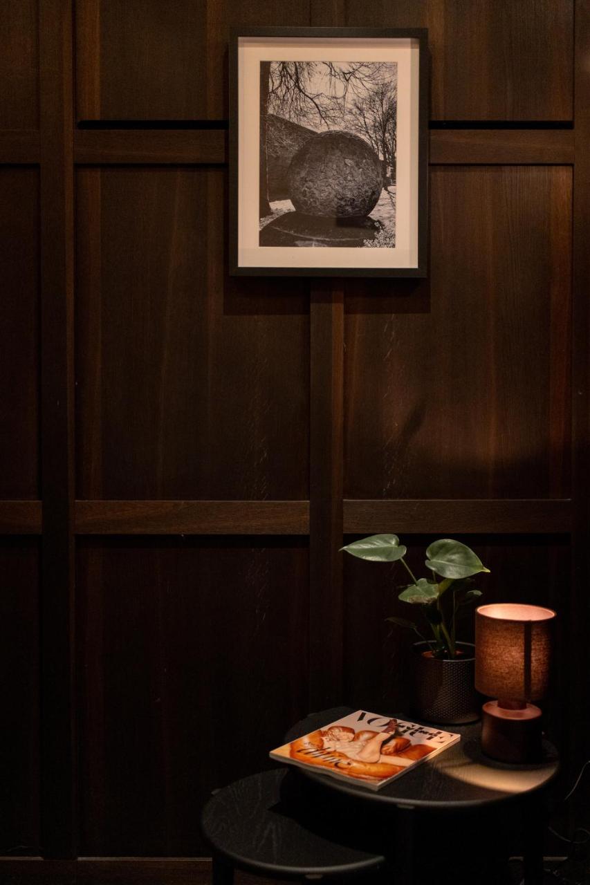A Place Antwerp - Boutique Hotel Emile photo 2