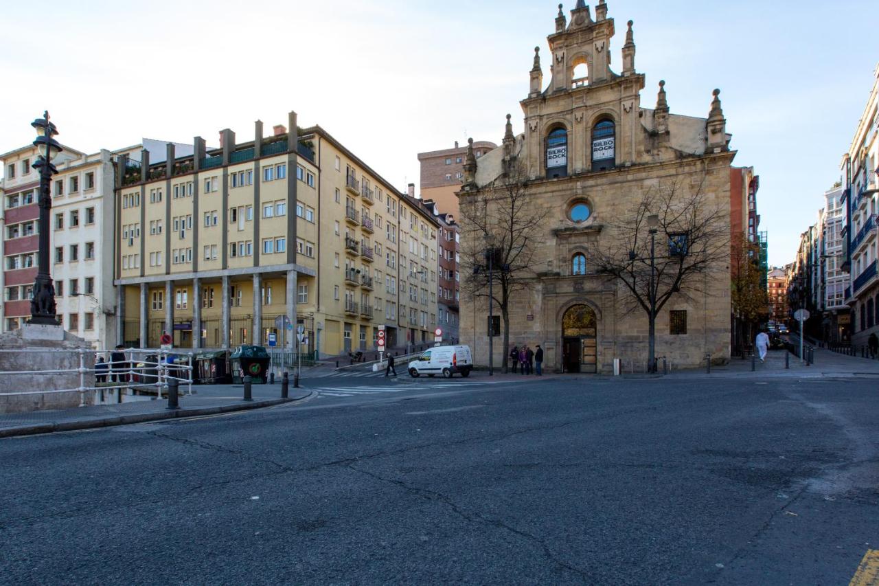 Apartamento céntrico con vistas a la Ría! garaje, ideal 2-4