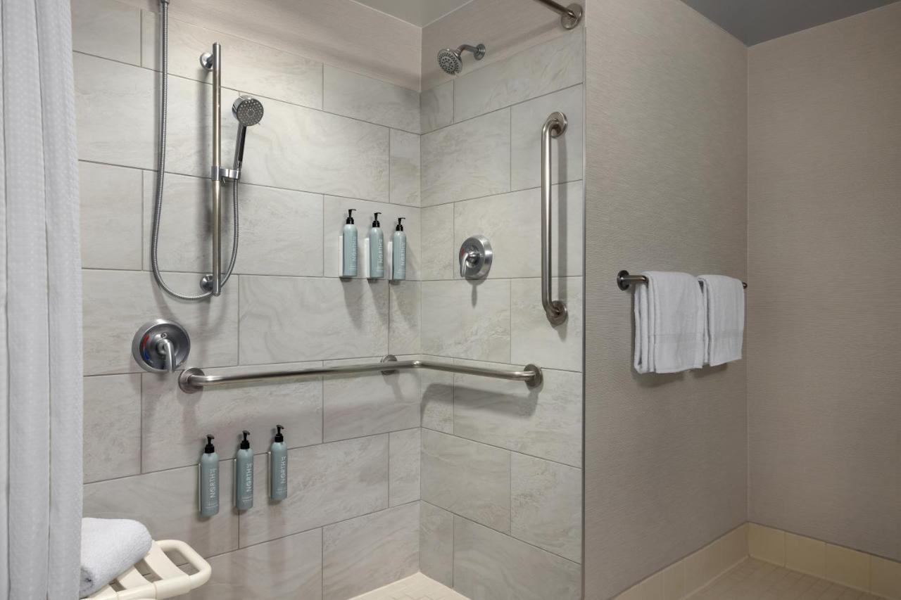 Courtyard by Marriott San Jose Campbell photo 2