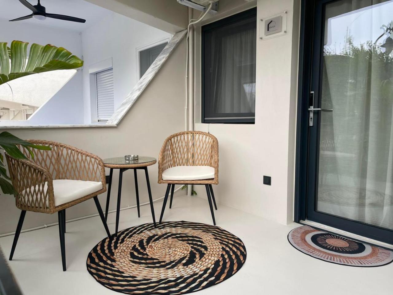 Vaios Luxury Apartments - 3