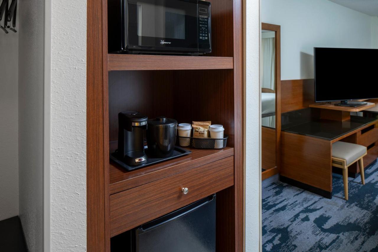 Photo - Fairfield Inn & Suites by Marriott Charlotte Uptown