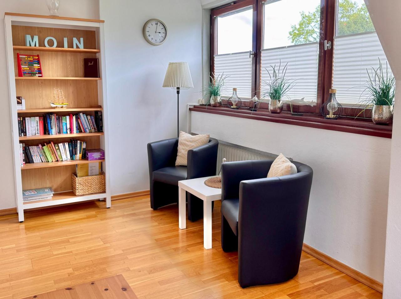Ferienwohnung mit Balkon und eingezäunten Garten - 2