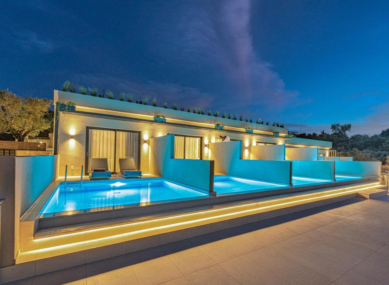 Helena's Aether Suites - Seaview & Heated Infinity Pool - 2