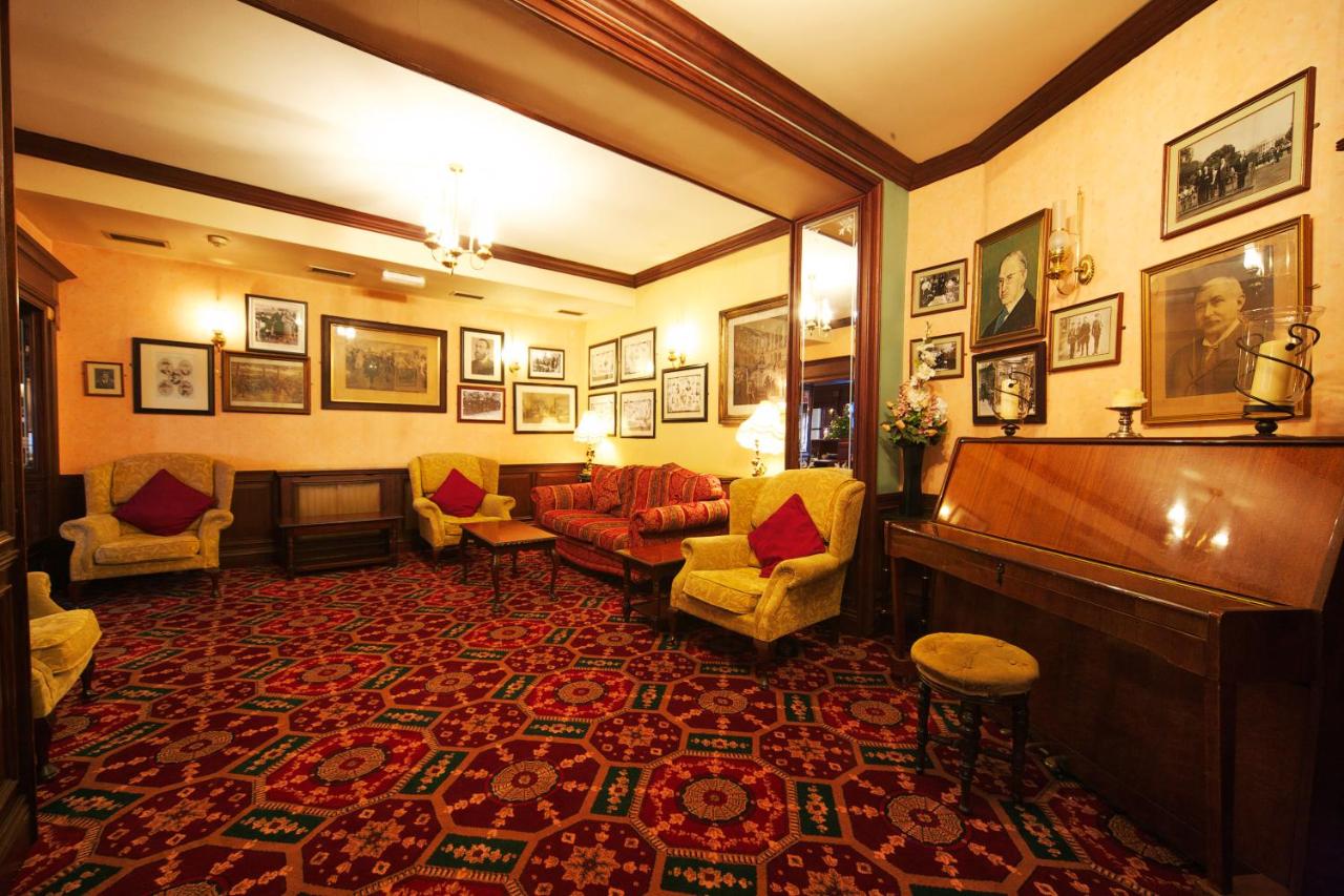 Woodenbridge Hotel photo 4
