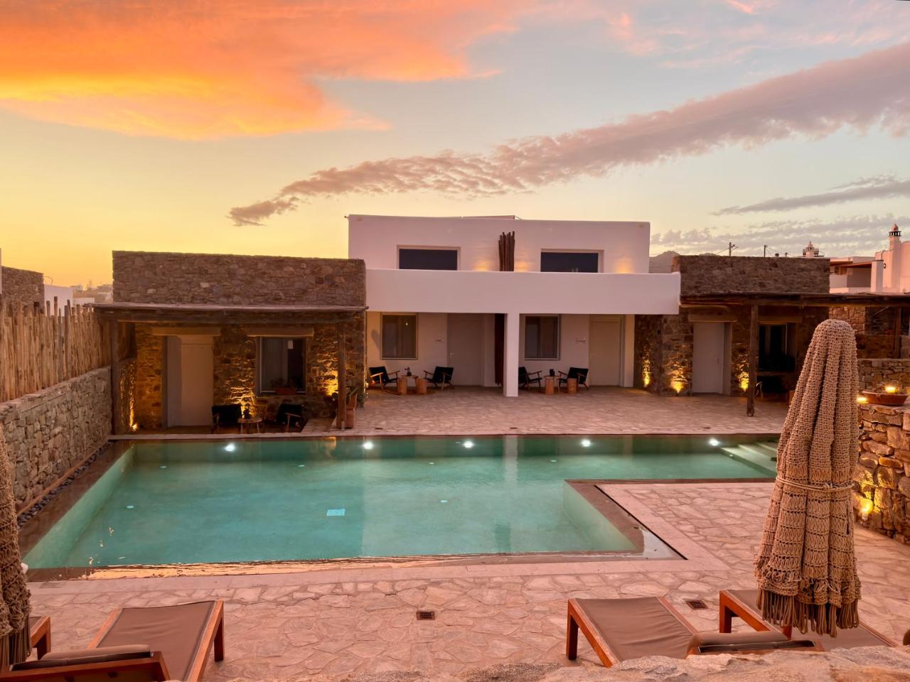 Mykonos Dot Art Homes - 6