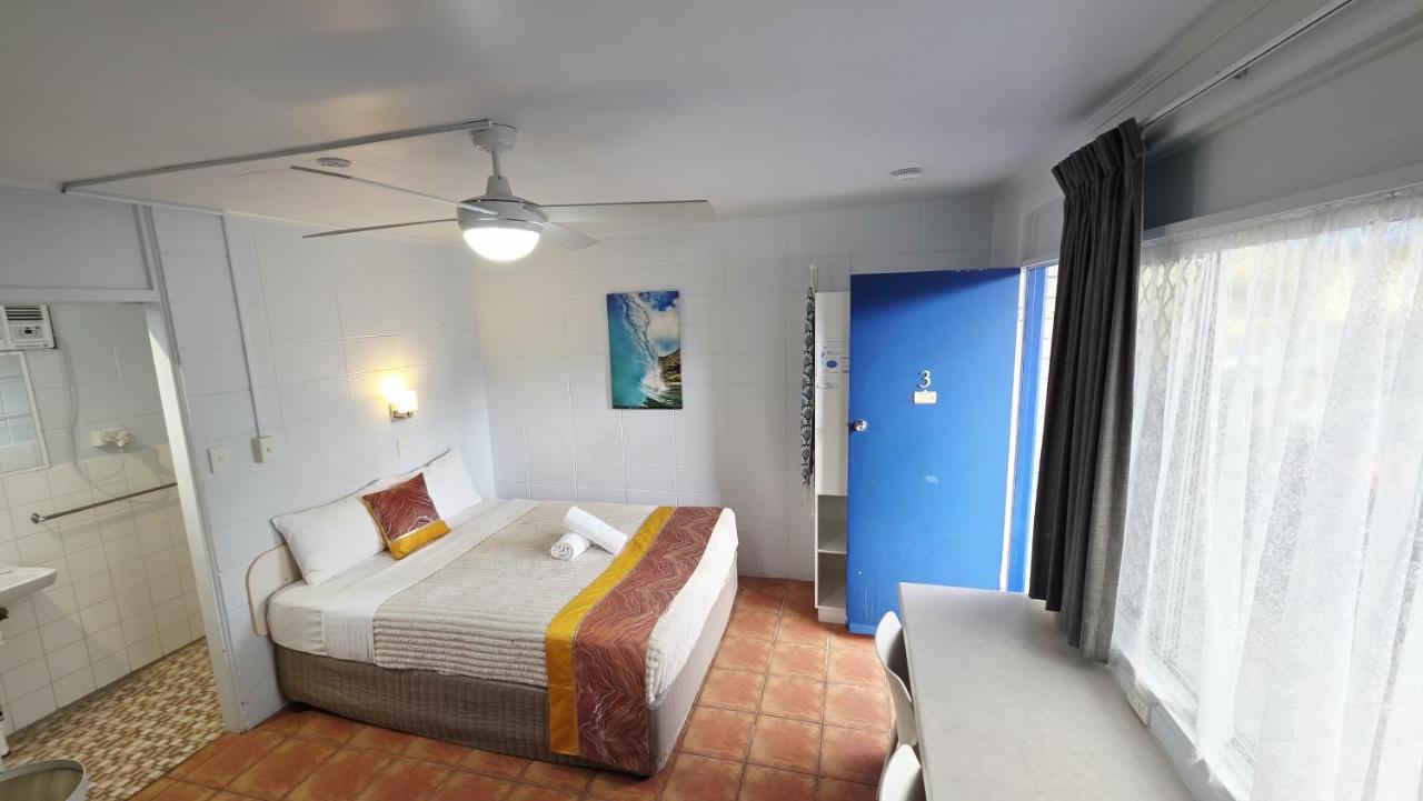 Sunburst Motel photo 2
