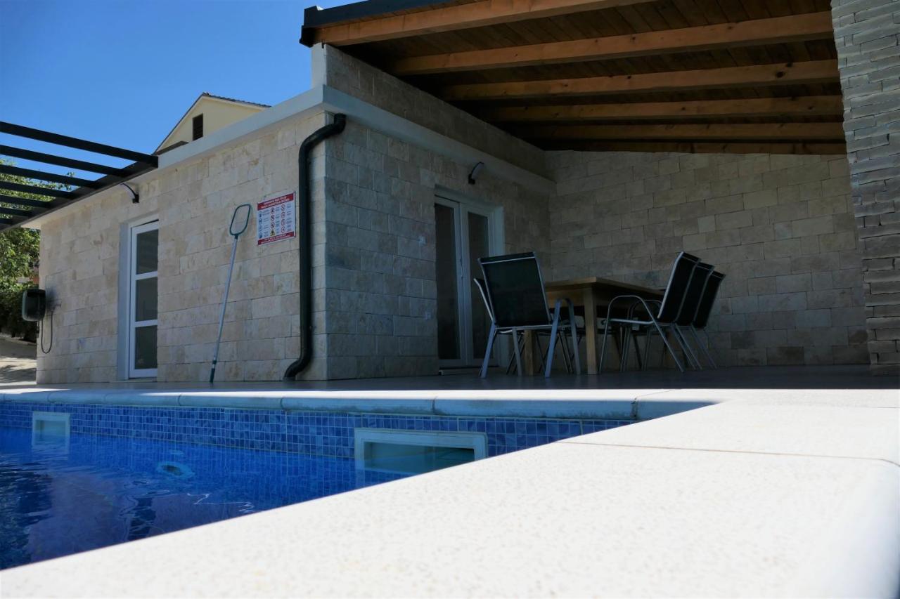 Apartmani Bura - 4