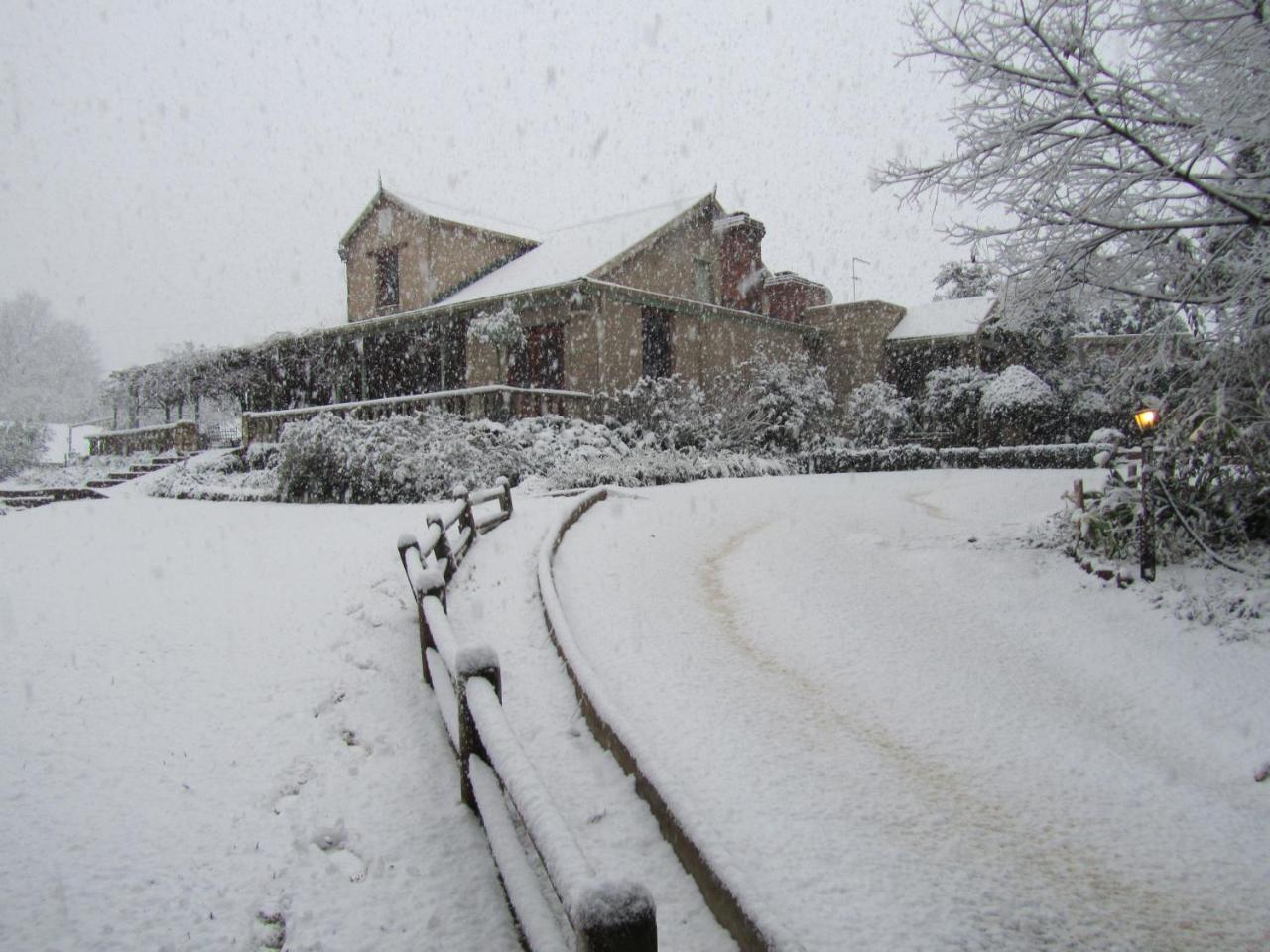 Halliwell Country Inn photo 4