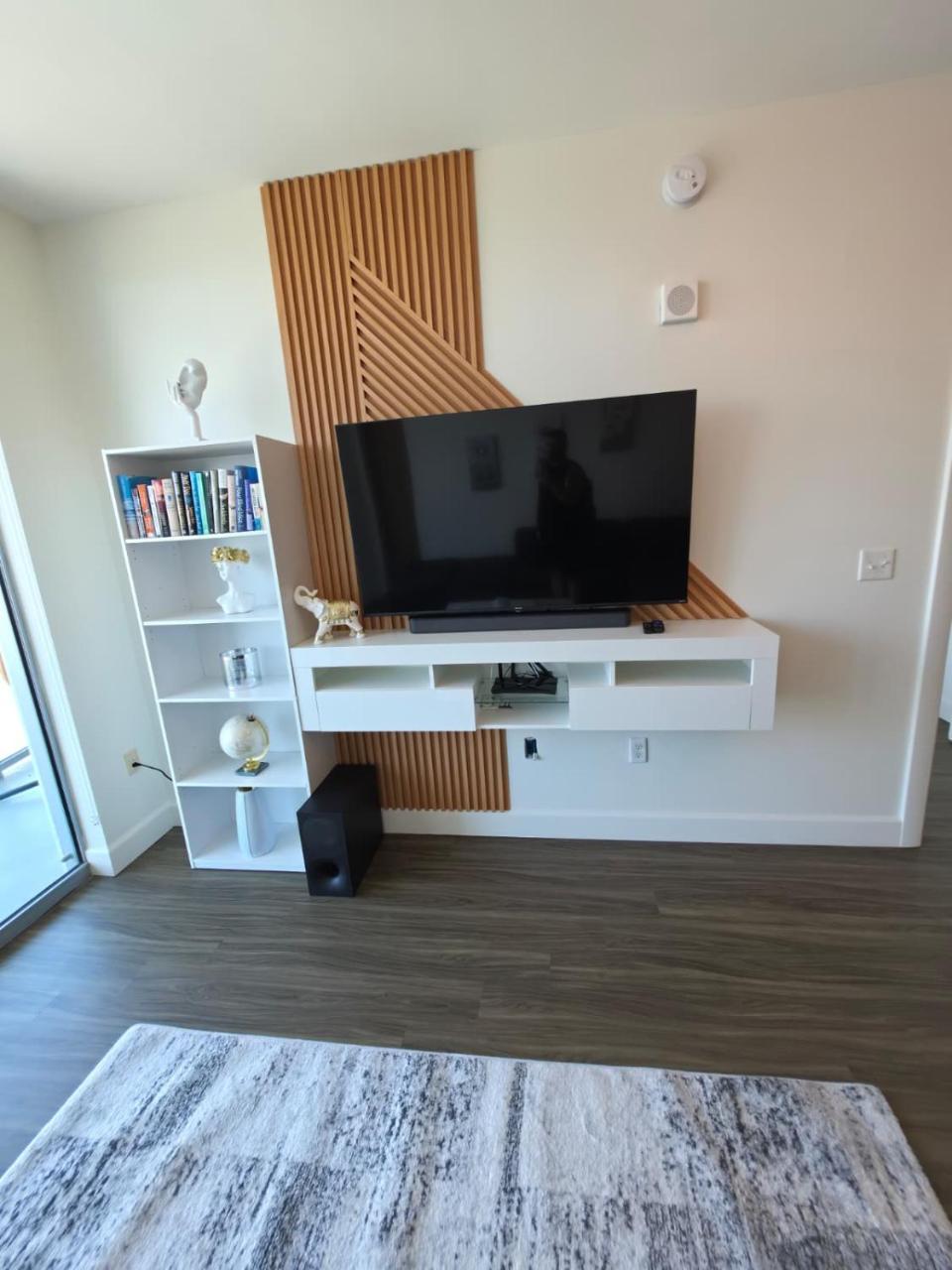 Lux in Black 2BR, Bay, Pool Ocean Views - 6