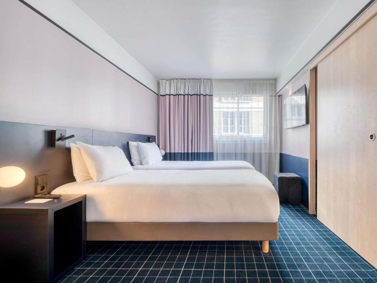 Hotel Mercure Paris 15 Porte de Versailles photo 3