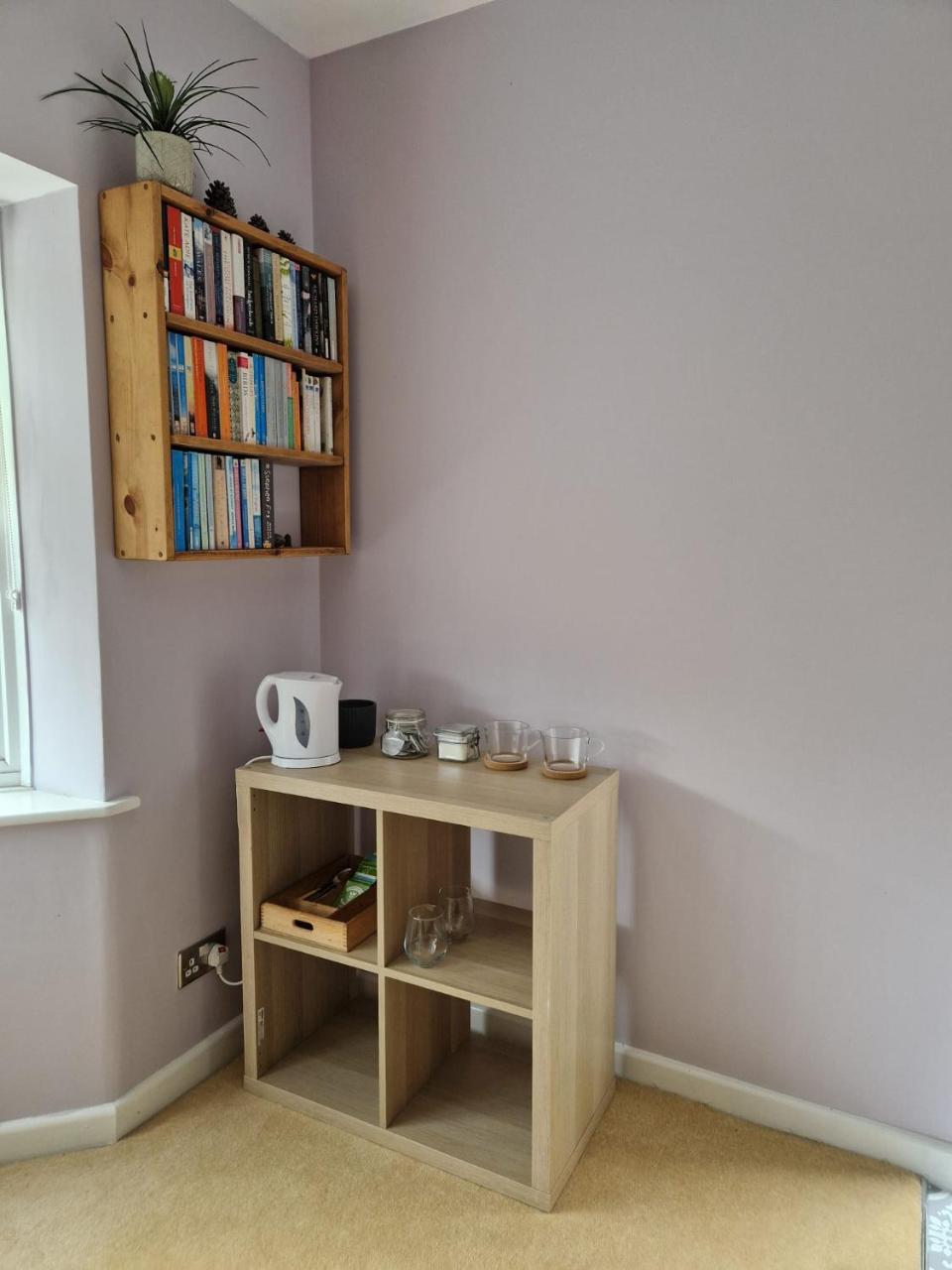 Glasbury Guest Room - between Brecon and Hay-on-Wye - 2
