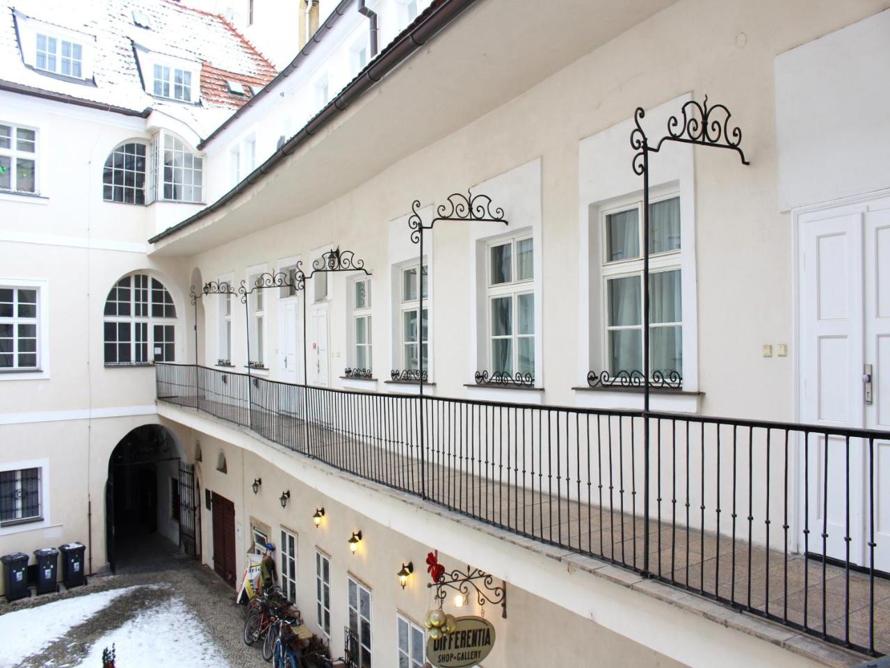 Old Town Home Prague Apartments - Just steps from Old Town Square photo 2