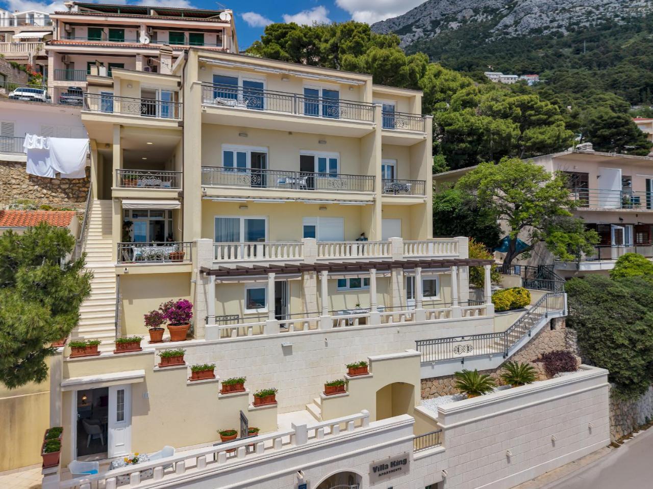 Villa King Apartments - 3