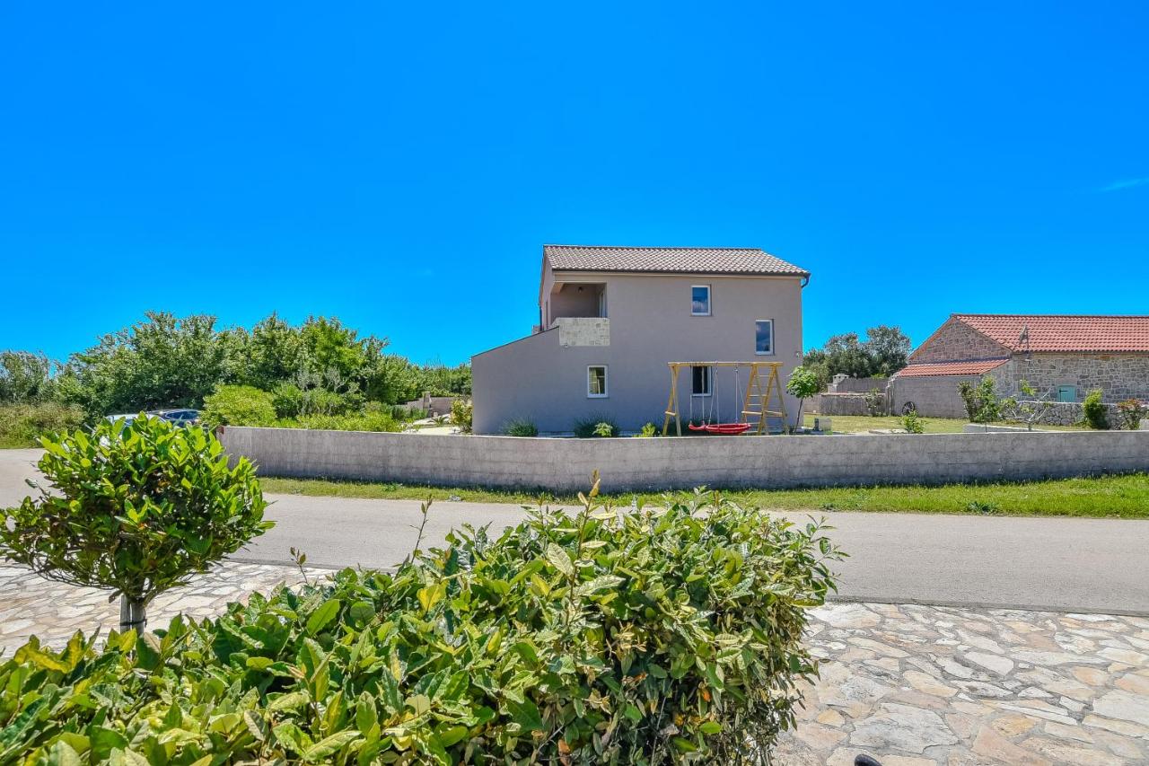 Casa di Marko-NEW MODERN RUSTIC HOUSE with pool AND SPACIOUS GARDEN! - 3