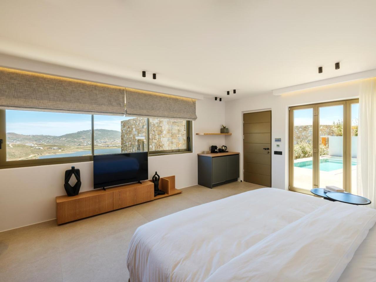 Panormos Bay Collection photo 4