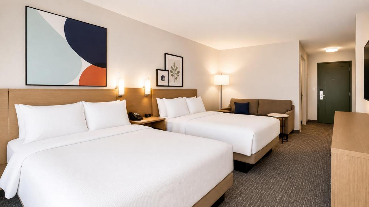 Spark by Hilton Stafford Sugar Land photo 3