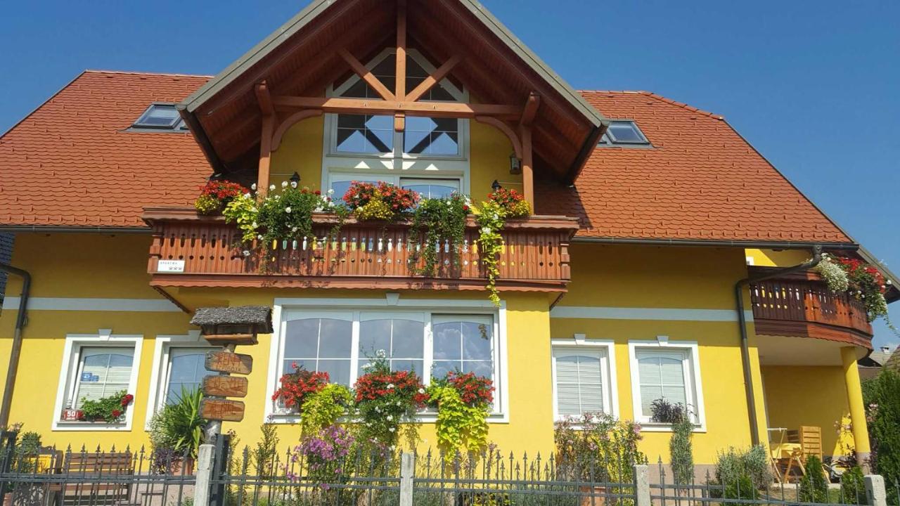 Apartments and Rooms With View on Bled - 2