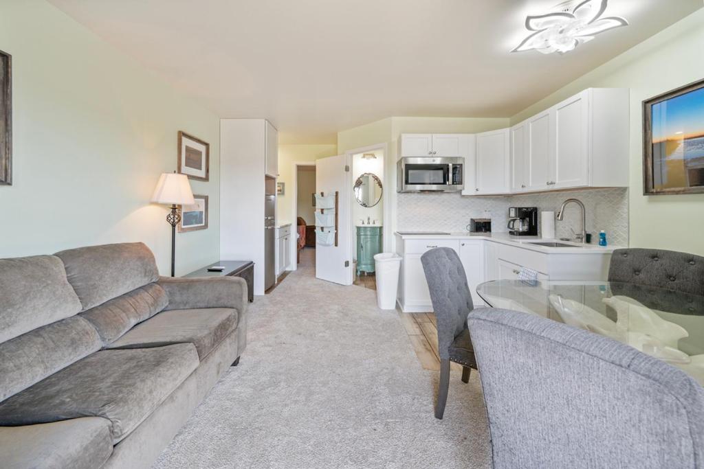 Assateague Inn 206-S - 3