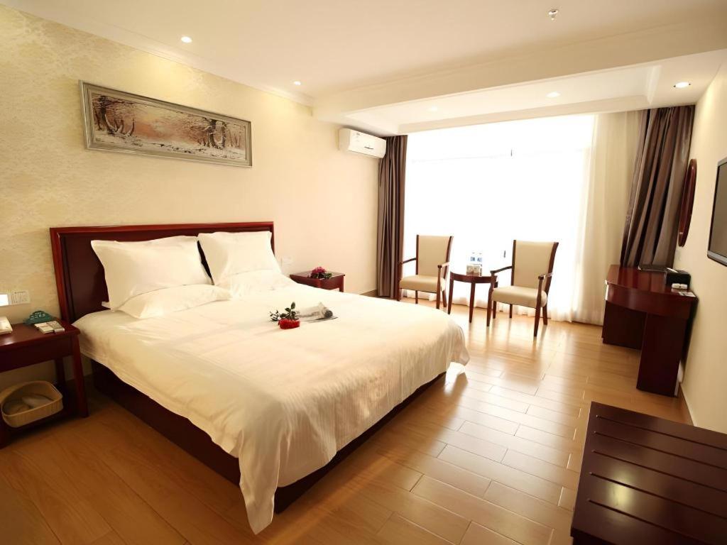 Greentree Inn Guangdong Huizhou South Railway Station Danshui Renmin Road Business Hotel photo 4