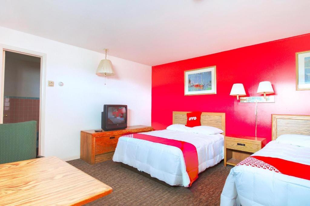 OYO Hotel Dalton PA I-81