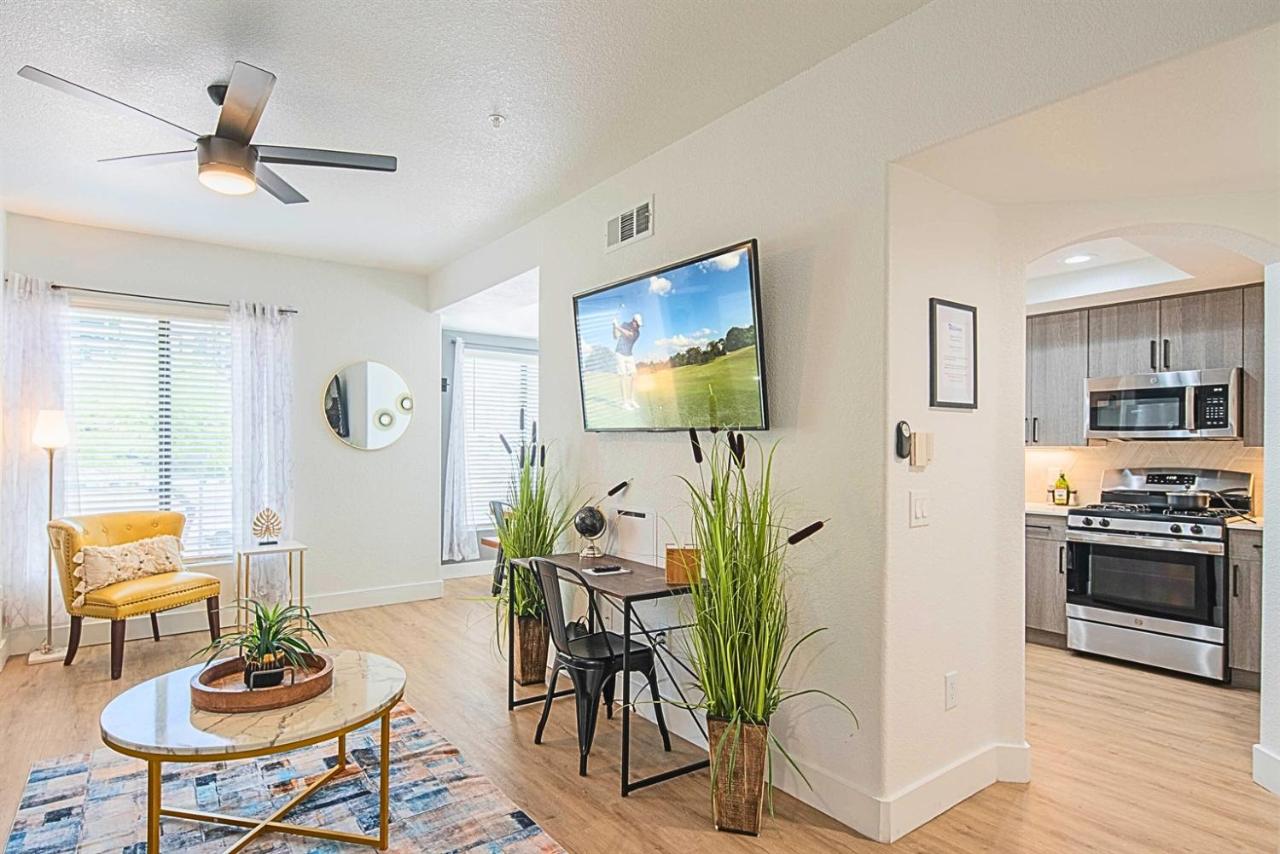 Zen Oasis & Resort Suite Remodeled 2-KingParking - 2