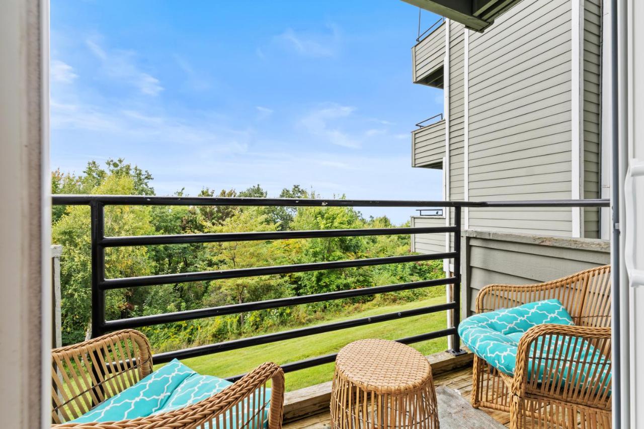 Smoky Get Together 2BR condo pools wifi - 4