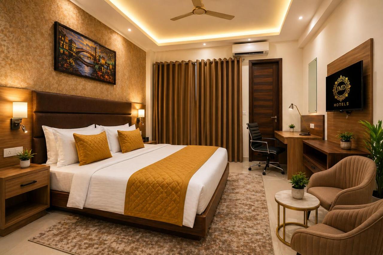 Hotel Grand Regency by JMD Group Near Delhi IGI Airport photo 2