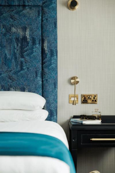 Ashdown Park Hotel - 4