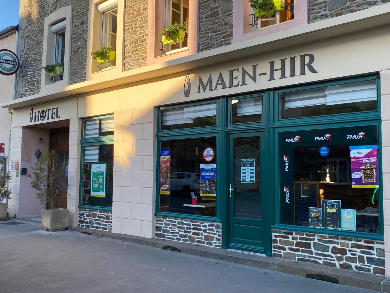 Hôtel MAEN-HIR Dol Gare photo 4