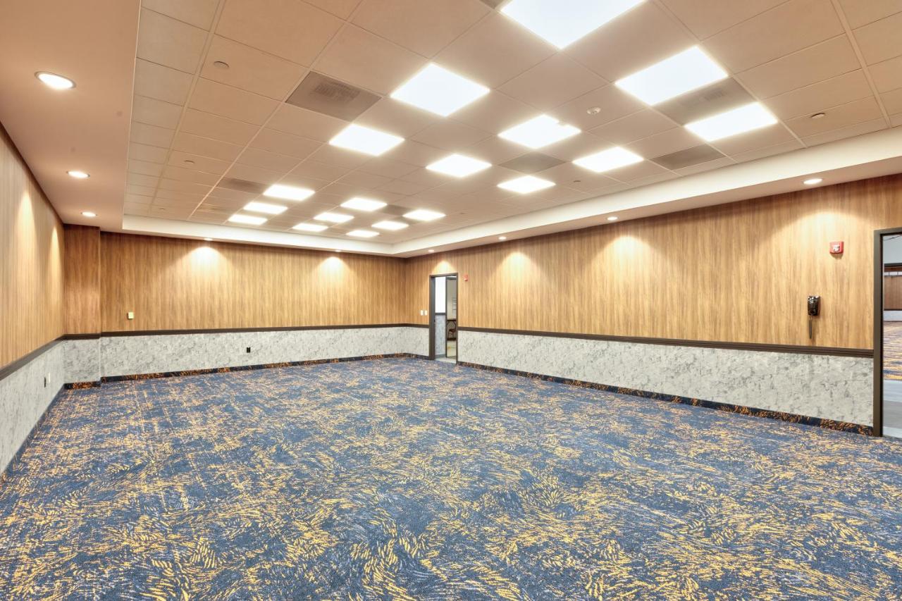 Hampton Inn & Suites Dallas-Mesquite photo 4