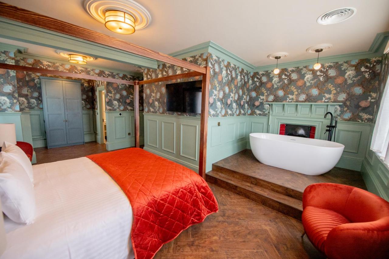 The Carre Arms Hotel & Restaurant photo 3