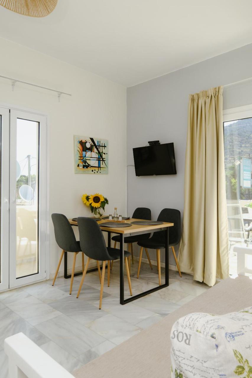 Dialinas Apartments - 3