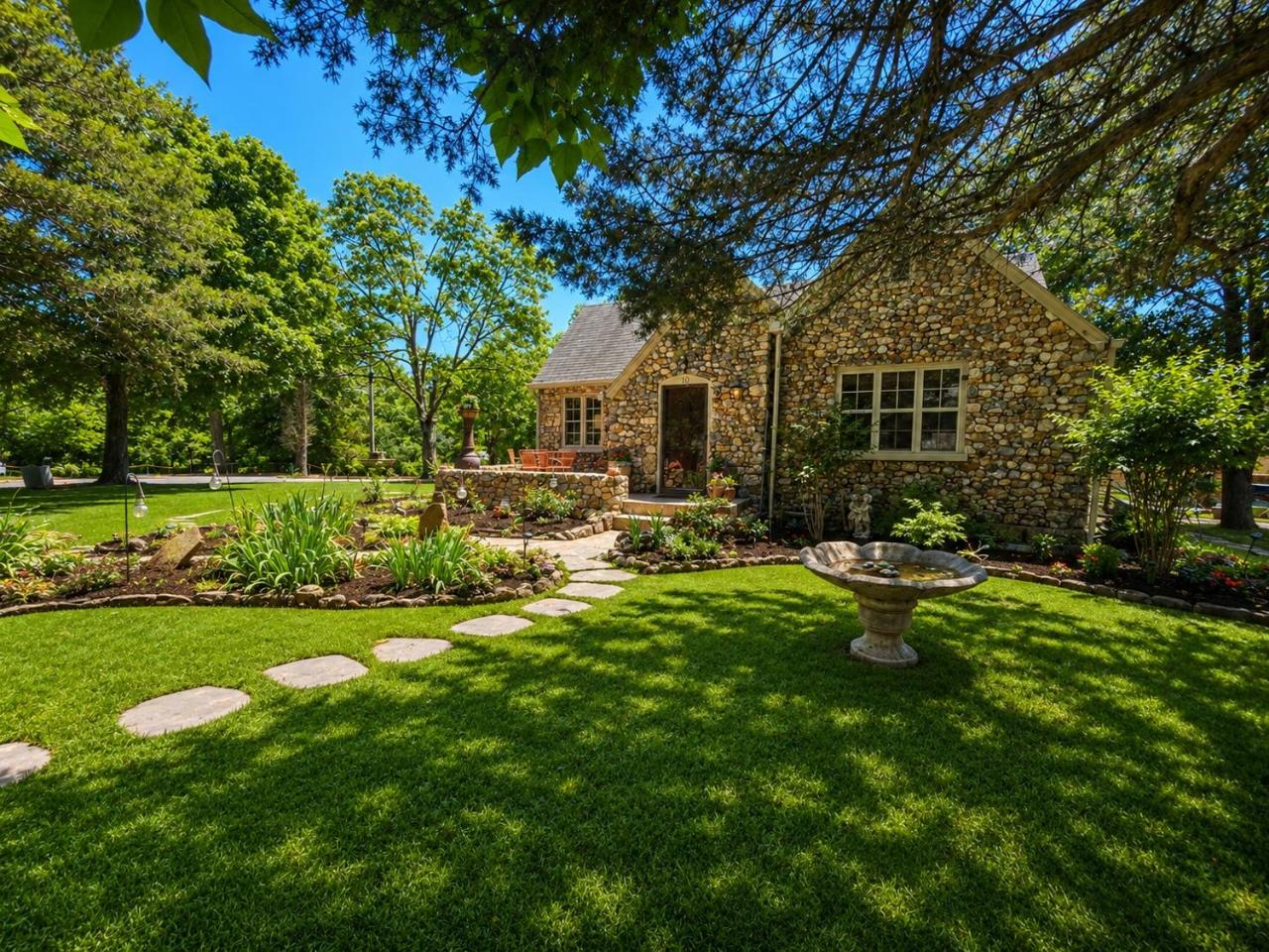 Rock Cottage Gardens B&B