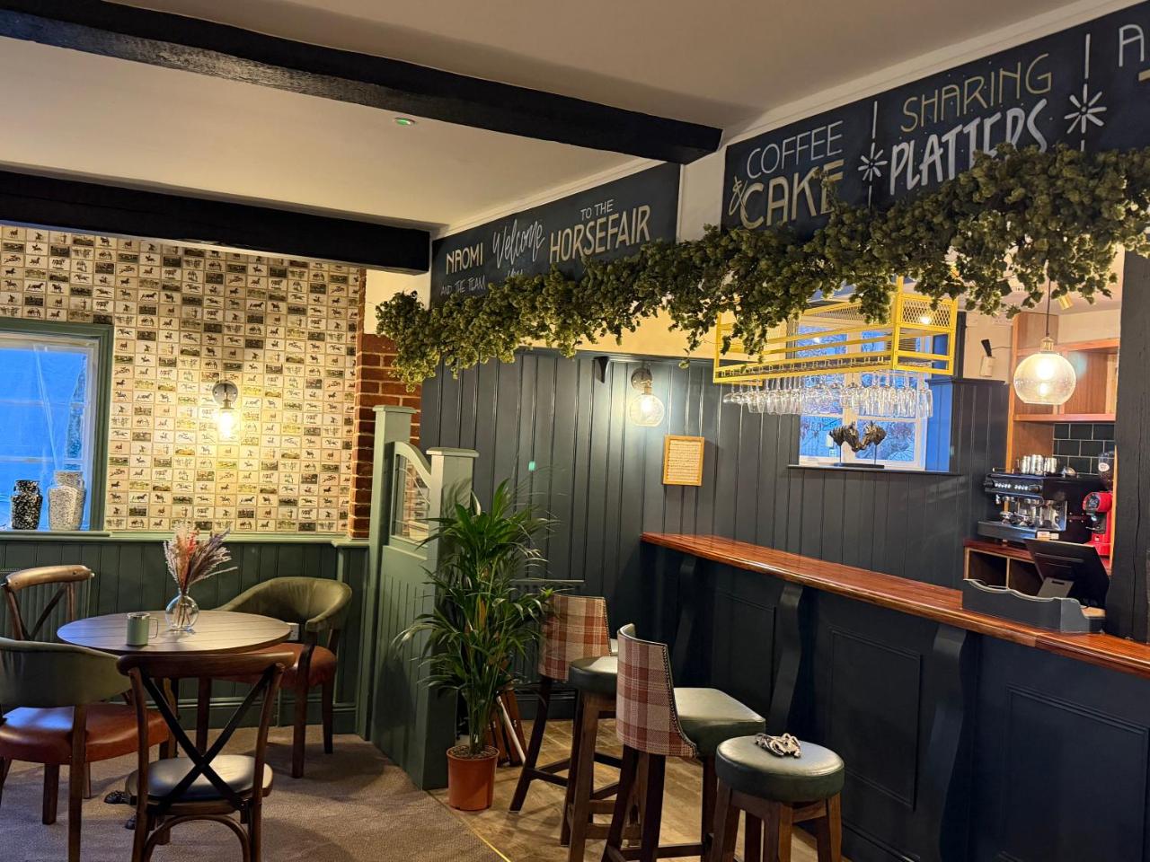 The Horsefair Pub & Rooms - 4