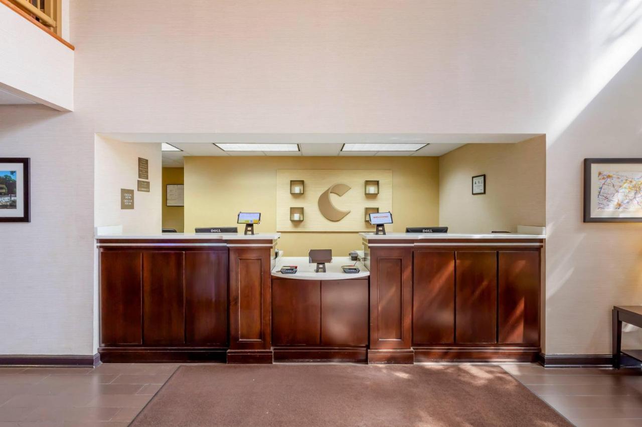 Photo - Comfort Suites Regency Park