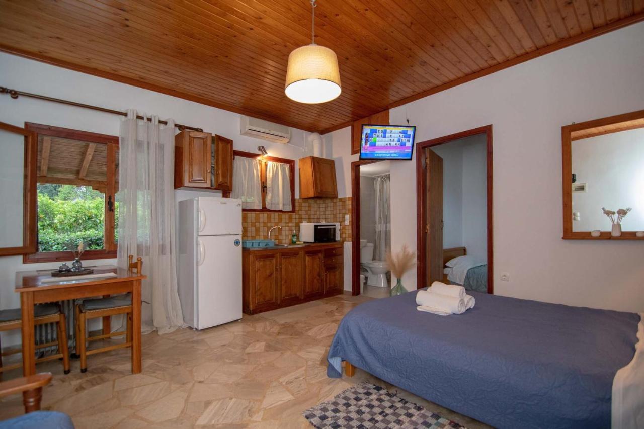 Kastraki Villas - 4