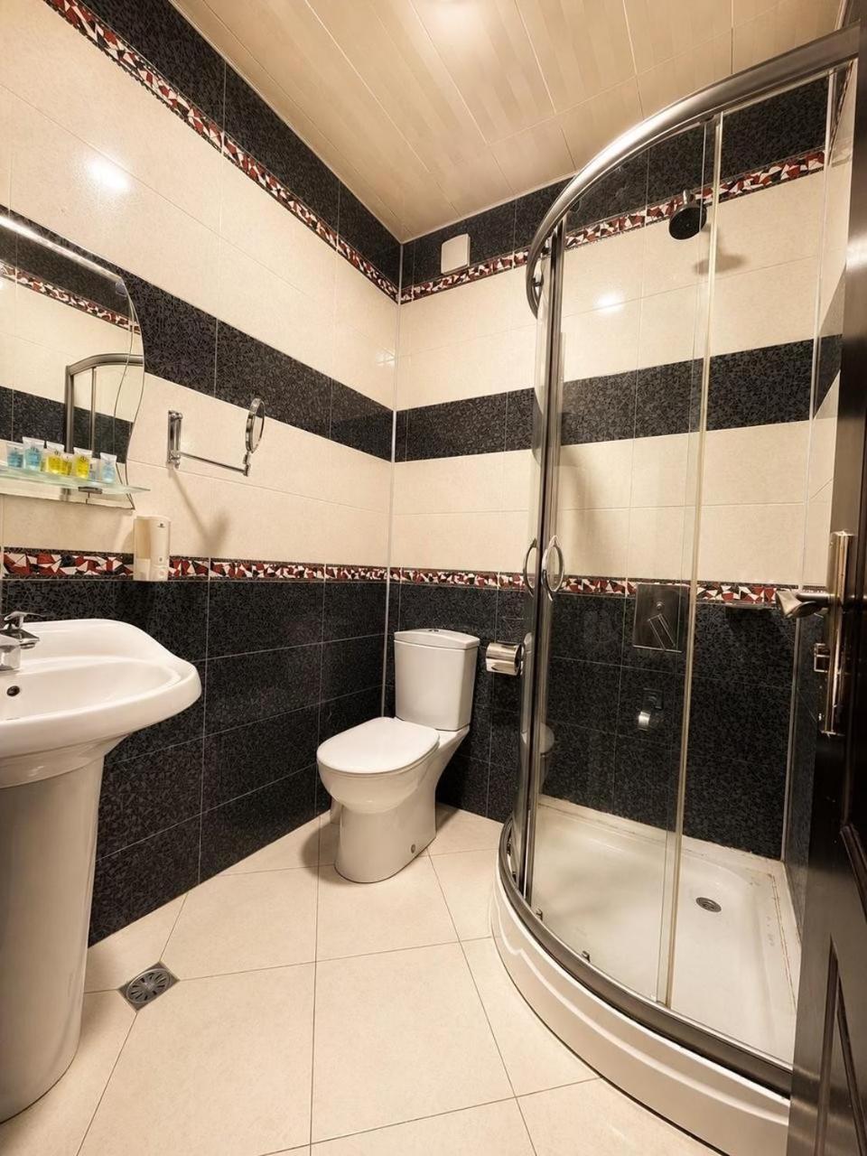Antika Hotel photo 3